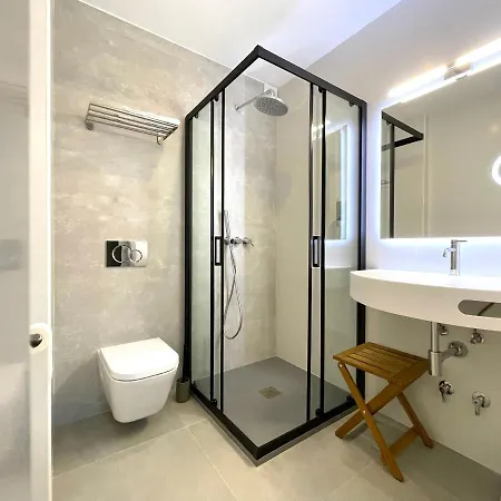 Romandre Hotel 3*