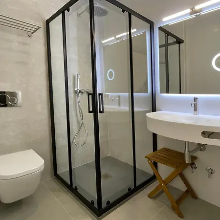 Hotel Romandre 3*